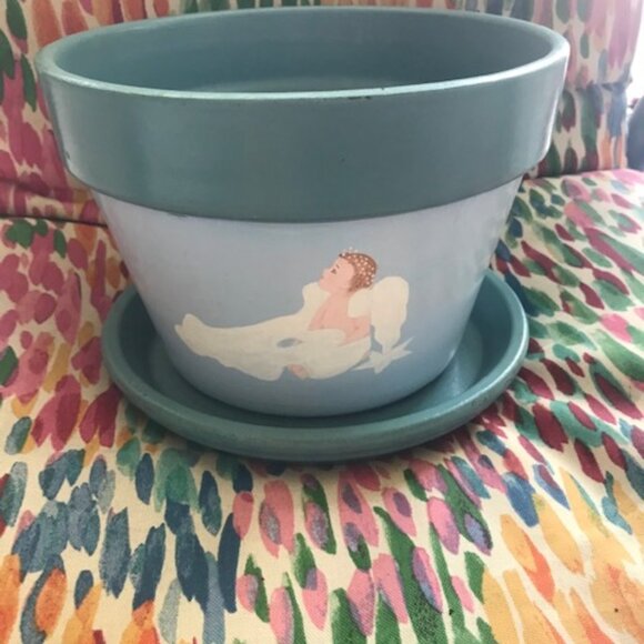 ANGEL HAND PAINTED CLAY POT W/SAUCER. - Picture 2 of 5